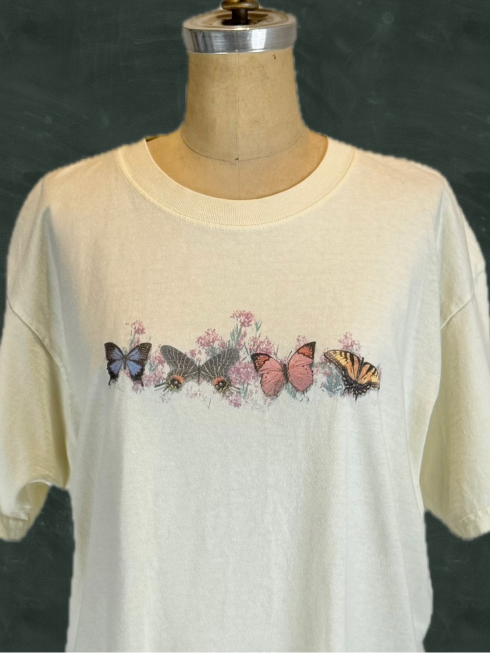 VINTAGE 90s butterfly flower garden tshirt t-shirt cotton women nature‎ outdoors